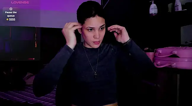 Charlee pink online show from 02.22.25