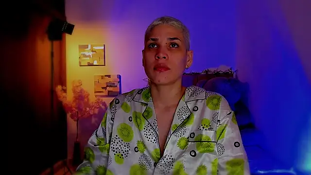 Charlee pink online show from 03.04.26