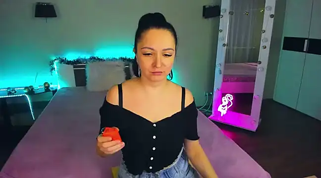 AngellLika online show from 01.08.25