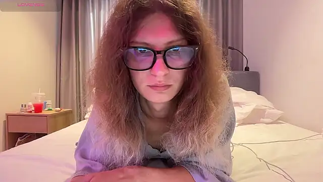 Alice Pinkhead online show from 03.26.26