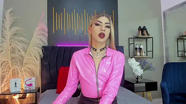 Snapshot of BrianaSchafer chatting on 02.17.25 BrianaSchafer online show from 02.17.25