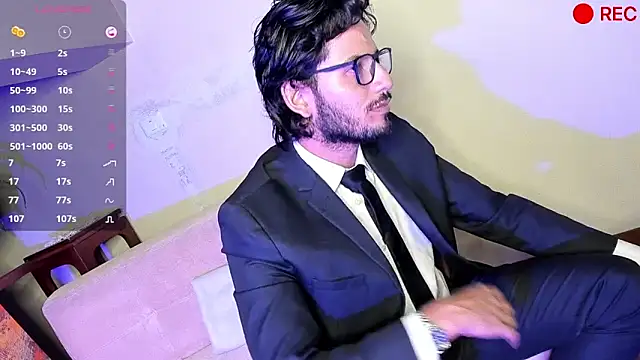 Snapshot of Nicholasrodrii chatting on 12.15.24 Nicholasrodrii online show from 12.15.24