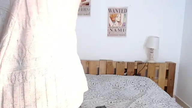 EvaHalsey online show from 12.07.24