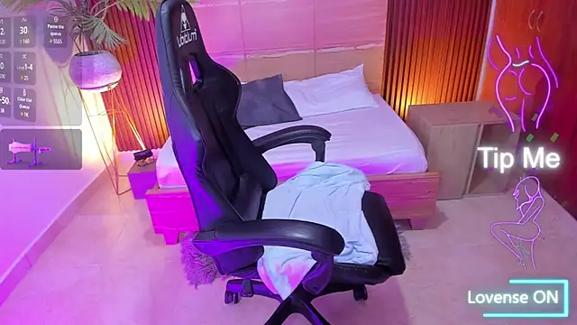 Snapshot of irantzu_hank chatting on 02.10.25 irantzu hank online show from 02.10.25