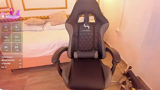 Snapshot of irantzu_hank chatting on 03.10.25 irantzu hank online show from 03.10.25