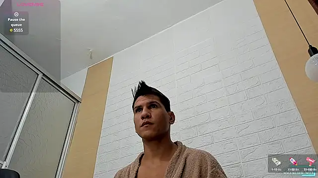 Snapshot of nakedfoam1 chatting on 02.23.25 nakedfoam1 online show from 02.23.25