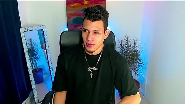 Snapshot of dirtyboy_23 chatting on 09.17.25 dirtyboy 23 online show from 09.17.25