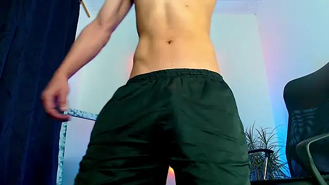 Snapshot of dirtyboy_23 chatting on 09.30.25 dirtyboy 23 online show from 09.30.25