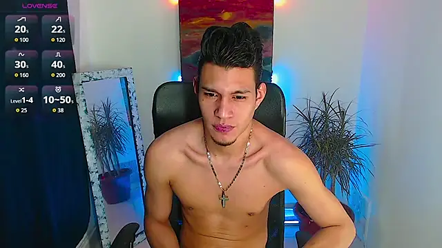 Snapshot of dirtyboy_23 chatting on 10.18.25 dirtyboy 23 online show from 10.18.25