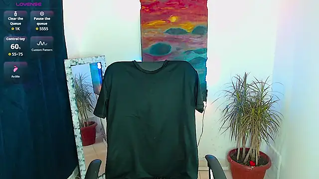 Snapshot of dirtyboy_23 chatting on 10.27.25 dirtyboy 23 online show from 10.27.25