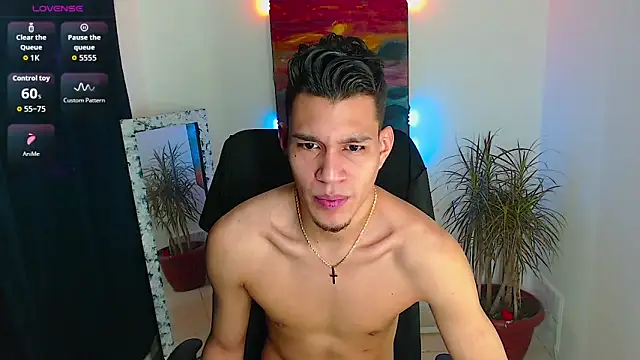 Snapshot of dirtyboy_23 chatting on 11.05.25 dirtyboy 23 online show from 11.05.25