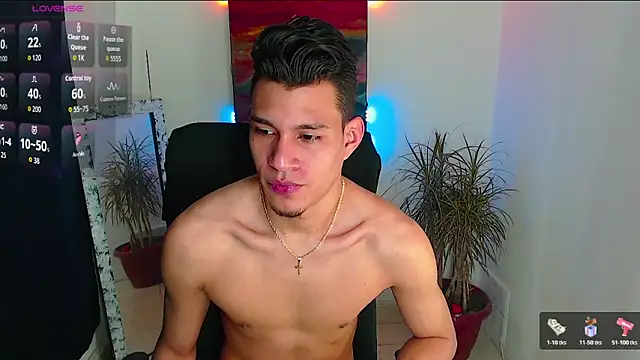 Snapshot of dirtyboy_23 chatting on 11.19.25 dirtyboy 23 online show from 11.19.25