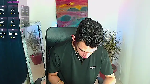 Snapshot of dirtyboy_23 chatting on 11.30.25 dirtyboy 23 online show from 11.30.25