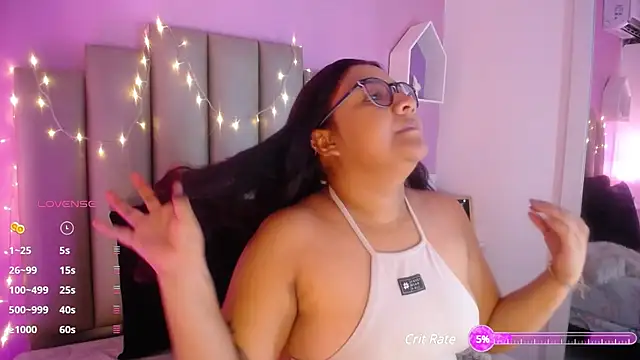 Snapshot of MeghanBurn chatting on 02.21.25 MeghanBurn online show from 02.21.25