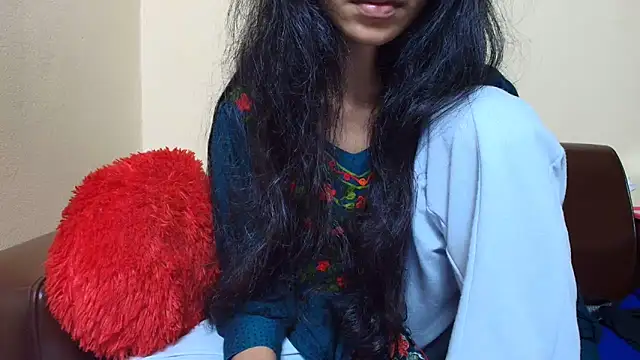 Srabontii online show from 11.14.25