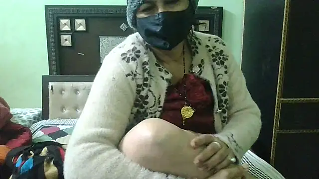 couplesuni online show from 12.24.24