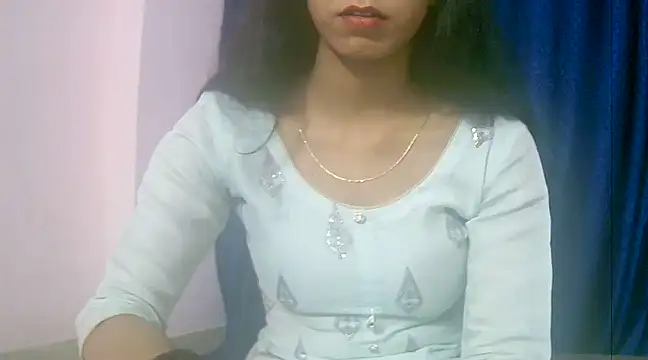 Snapshot of Cute_Sanna chatting on 01.07.25 Cute Sanna online show from 01.07.25
