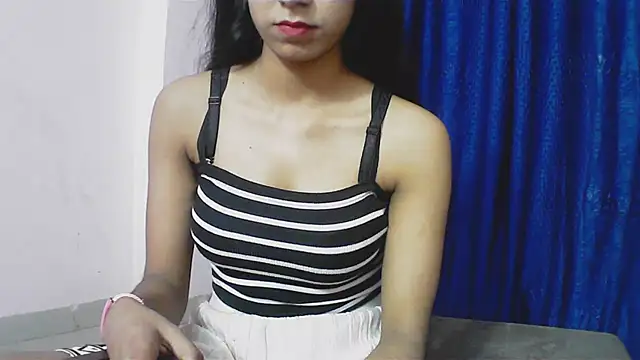 Snapshot of Cute_Sanna chatting on 02.13.25 Cute Sanna online show from 02.13.25