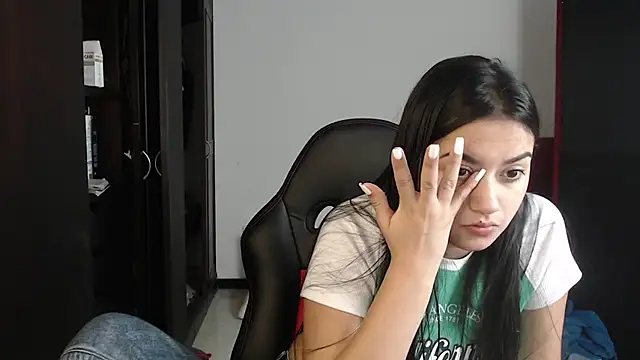 kayla k18 online show from 02.16.25