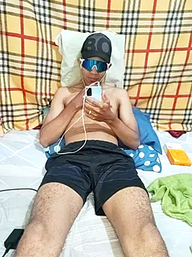 Arturo Stone online show from 11.02.25