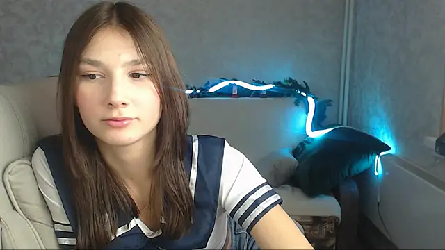 AnaHoney online show from 12.27.24