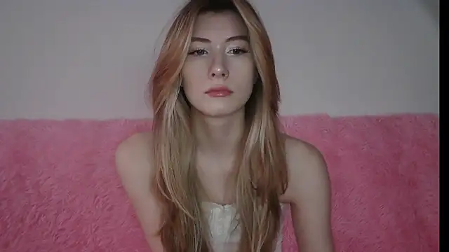 ErikaShyy online show from 01.23.25