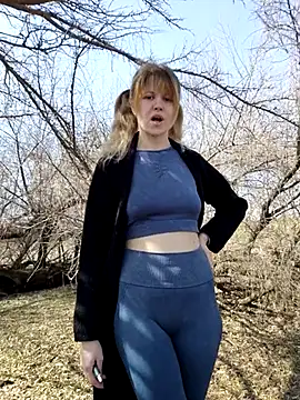 astiSWEET online show from 03.21.25