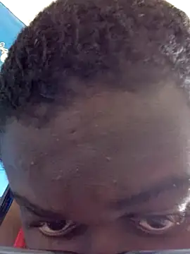 Snapshot of Jeanlaurent972 chatting on 12.20.25 Jeanlaurent972 online show from 12.20.25