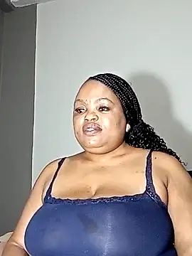 Snapshot of hugemelonsxxx chatting on 02.05.25 hugemelonsxxx online show from 02.05.25