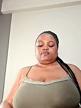 Snapshot of hugemelonsxxx chatting on 10.01.25 hugemelonsxxx online show from 10.01.25