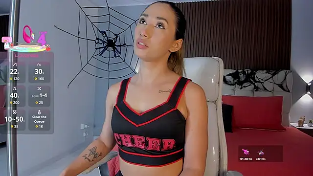 Snapshot of Emma23__ chatting on 10.30.25 Emma23 online show from 10.30.25