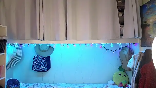 Snapshot of cunty_tranny_lydia chatting on 01.23.25 cunty tranny lydia online show from 01.23.25