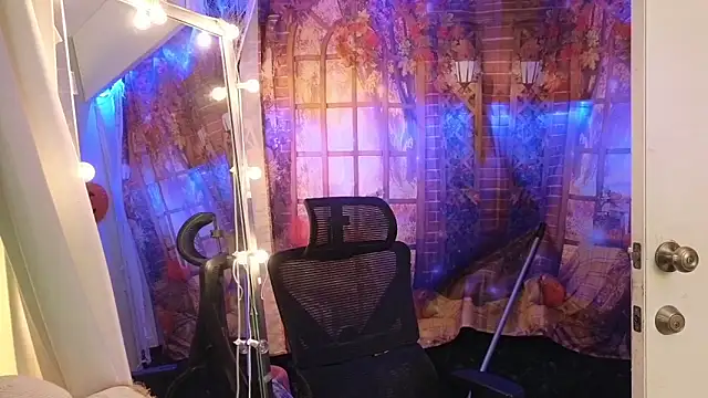 Snapshot of cunty_tranny_lydia chatting on 10.09.25 cunty tranny lydia online show from 10.09.25