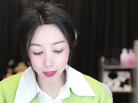 Nuyoah-77 online show from 03.06.25