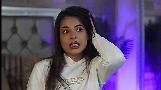 KeylaConner online show from 10.14.25