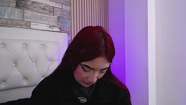 Mia Rinn online show from 01.04.25