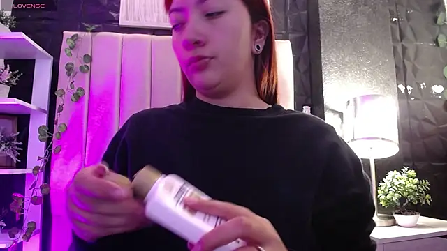 Mia Rinn online show from 02.18.25