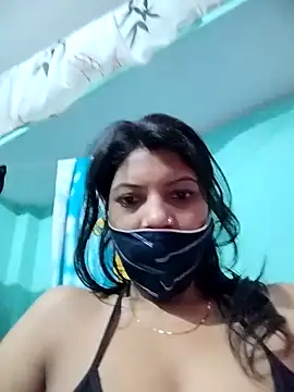 Hotty-Divya online show from 10.06.25