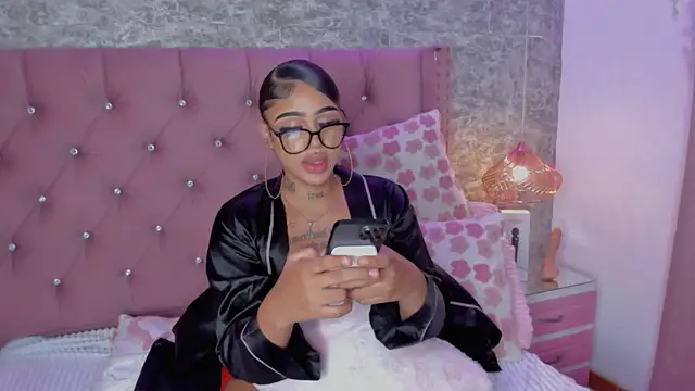 Mia Jansen online show from 01.05.26