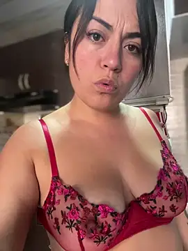 Snapshot of Lesly_10- chatting on 03.02.26 Lesly 10- online show from 03.02.26