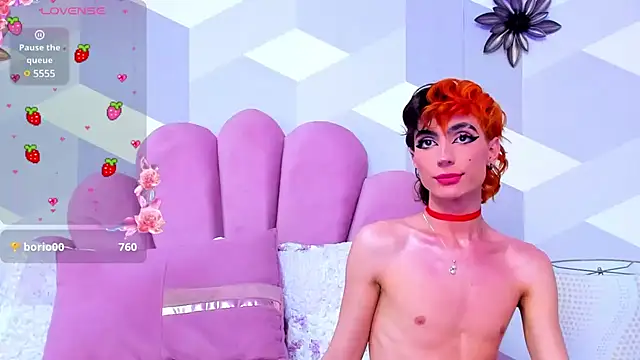 Snapshot of KylieMonnett chatting on 02.04.25 KylieMonnett online show from 02.04.25