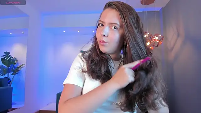 Snapshot of Lyssa_Muller chatting on 02.15.25 Lyssa Muller online show from 02.15.25