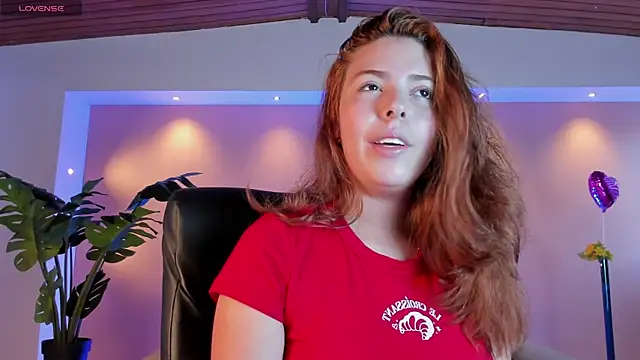 Snapshot of Lyssa_Muller chatting on 03.19.25 Lyssa Muller online show from 03.19.25