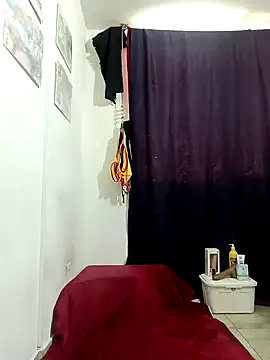 yezz3011 online show from 01.21.25