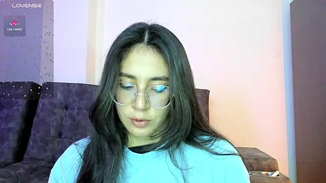 emmadiaz1 online show from 12.05.24