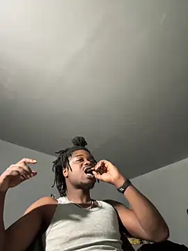 Snapshot of SluttyLyfe4L chatting on 03.04.26 SluttyLyfe4L online show from 03.04.26