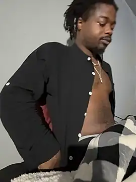 Snapshot of SluttyLyfe4L chatting on 04.05.26 SluttyLyfe4L online show from 04.05.26