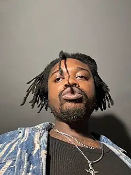 Snapshot of SluttyLyfe4L chatting on 04.13.26 SluttyLyfe4L online show from 04.13.26