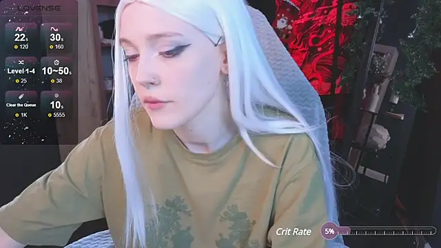 Snapshot of Crackling_Tatii chatting on 01.05.25 Crackling Tatii online show from 01.05.25