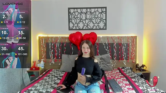 Snapshot of martina_lujann chatting on 02.17.25 martina lujann online show from 02.17.25